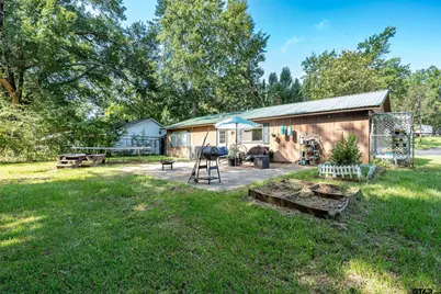 908 Pinkerton, Tyler, TX 75701 - Photo 17