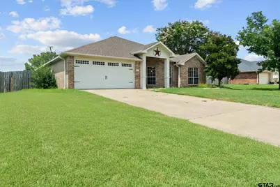 833 Greenwood Circle, Lindale, TX 75771 - Photo 5