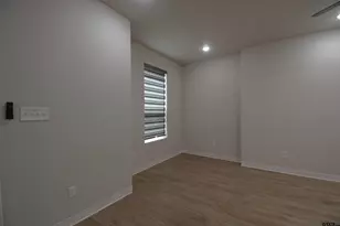 1158 Earle, Tyler, TX 75702 - Photo 11
