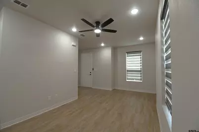 1158 Earle, Tyler, TX 75702 - Photo 7