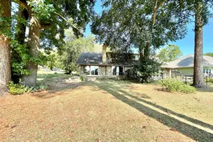 162 Pine Tree, Holly Lake Ranch, TX 75765 - Photo 31