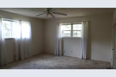 412 Angelina St, Jacksonville, TX 75766 - Photo 11