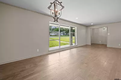 2515 Preston Ave, Tyler, TX 75701 - Photo 5