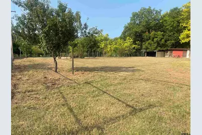 512 S Johnson, Mineola, TX 75773 - Photo 3