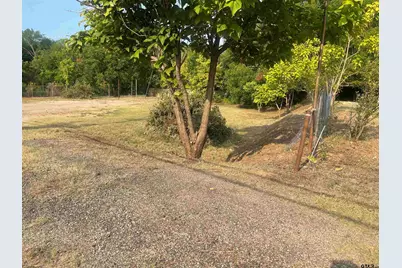 512 S Johnson, Mineola, TX 75773 - Photo 9