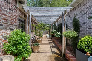 1157 Garden Park Cir, Tyler, TX 75703 - Photo 29