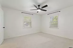 709 N Georgia St, Lindale, TX 75771 - Photo 17