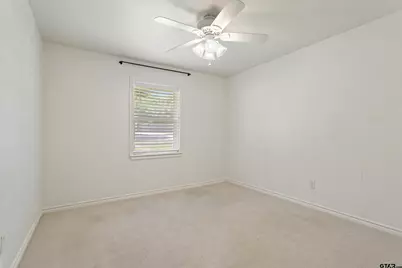 709 N Georgia St, Lindale, TX 75771 - Photo 29