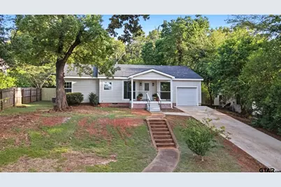 1016 Woodland Dr, Palestine, TX 75801 - Photo 1