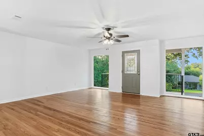 1016 Woodland Dr, Palestine, TX 75801 - Photo 5