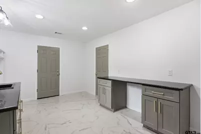 1016 Woodland Dr, Palestine, TX 75801 - Photo 29