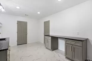 1016 Woodland Dr, Palestine, TX 75801 - Photo 29