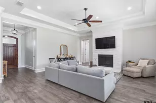 2513 Barton Creek Cir, Tyler, TX 75703 - Photo 5