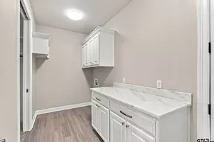 2513 Barton Creek Cir, Tyler, TX 75703 - Photo 17