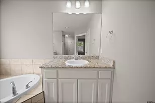 445 Ambrose, Tyler, TX 75704 - Photo 13