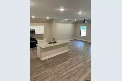 9505 West Lakeshore Dr, Tyler, TX 75709 - Photo 5