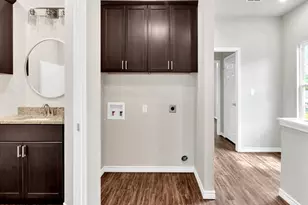 155/157 Village North Circle, Gladewater, TX 75647 - Photo 13