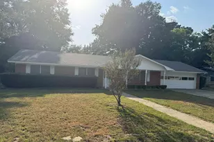 307 Lenora St, Jacksonville, TX 75766 - Photo 1