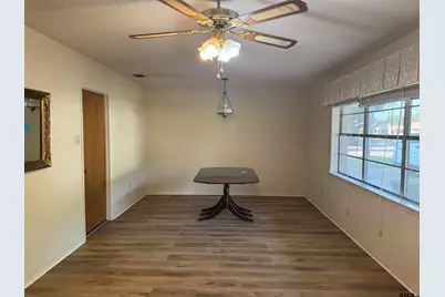 307 Lenora St., Jacksonville, TX 75766 - Photo 3