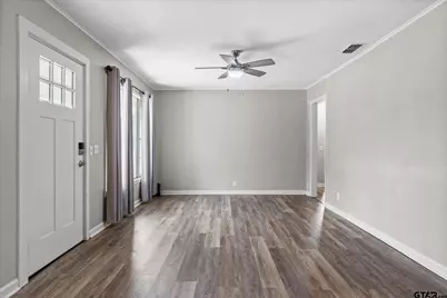 504 E Pennsylvania, Van, TX 75790 - Photo 5