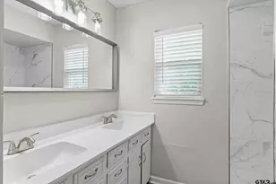 504 E Pennsylvania, Van, TX 75790 - Photo 7