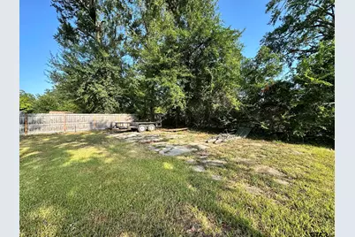 1002 Jones St, Henderson, TX 75654 - Photo 39