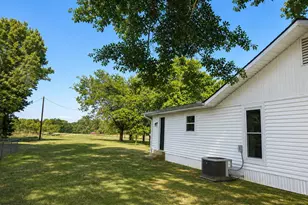 11323 FM773, Ben Wheeler, TX 75754 - Photo 27