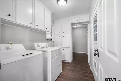 903 Joel, Tyler, TX 75703 - Photo 11