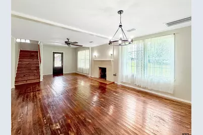 526 N Broad Street, Chandler, TX 75758 - Photo 3