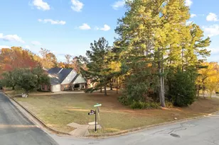 2022 Pinehurst, Tyler, TX 75703 - Photo 1