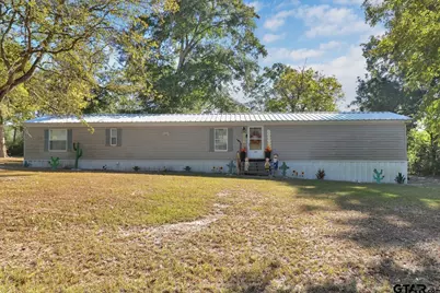 602 N Commerce, Overton, TX 75684 - Photo 1