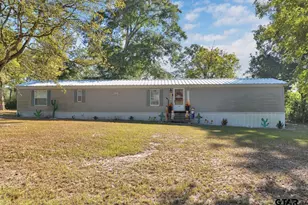 602 N Commerce, Overton, TX 75684 - Photo 1