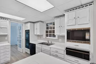318 W 5th St, Tyler, TX 75701 - Photo 9
