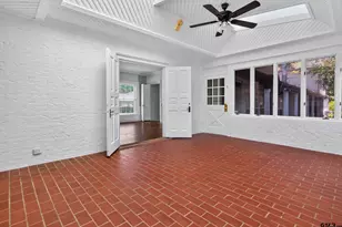 318 W 5th St, Tyler, TX 75701 - Photo 17
