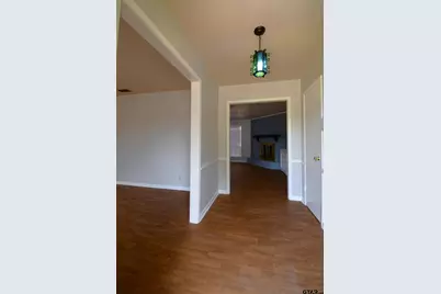 3202 Autumn Leaves Dr, Tyler, TX 75702 - Photo 3