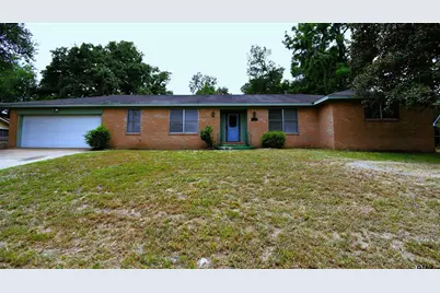 3202 Autumn Leaves Dr, Tyler, TX 75702 - Photo 1