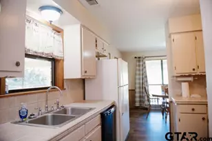 434 Co Rd 3433, Jacksonville, TX 75766 - Photo 15