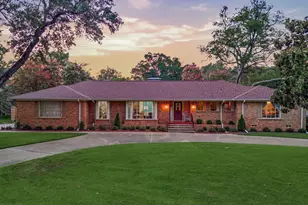 1936 Montrose Dr, Tyler, TX 75701 - Photo 1