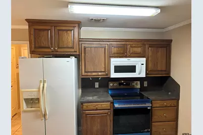 8325 Garrett Dr, Tyler, TX 75703 - Photo 7