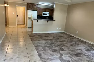 8325 Garrett Dr, Tyler, TX 75703 - Photo 3
