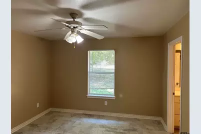 8325 Garrett Dr, Tyler, TX 75703 - Photo 17