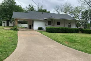 279 E Ayers, Frankston, TX 75763 - Photo 1