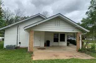 279 E Ayers, Frankston, TX 75763 - Photo 3