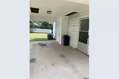 279 E Ayers, Frankston, TX 75763 - Photo 5