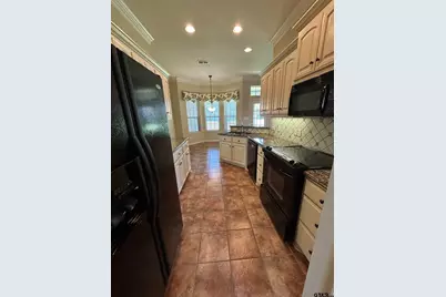 518 Susie Dr, Chandler, TX 75758 - Photo 7