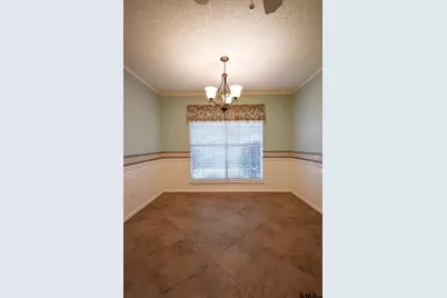 713 Meadow Creek, Tyler, TX 75703 - Photo 13