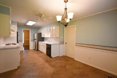 713 Meadow Creek, Tyler, TX 75703 - Photo 11