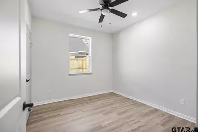 1314 Claude, Tyler, TX 75702 - Photo 15