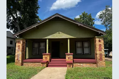 632 Nacogdoches, Jacksonville, TX 75766 - Photo 1