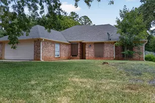 9314 Londonderry, Tyler, TX 75703 - Photo 3